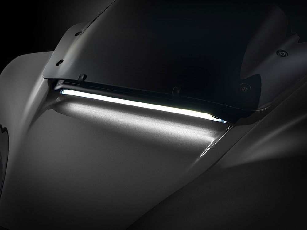 LED Fairing Vent Insert With Amber & White LED's - Gloss Black with Smoked Lens. Fits CVO Street Glide 2023up & Street Glide 2024up