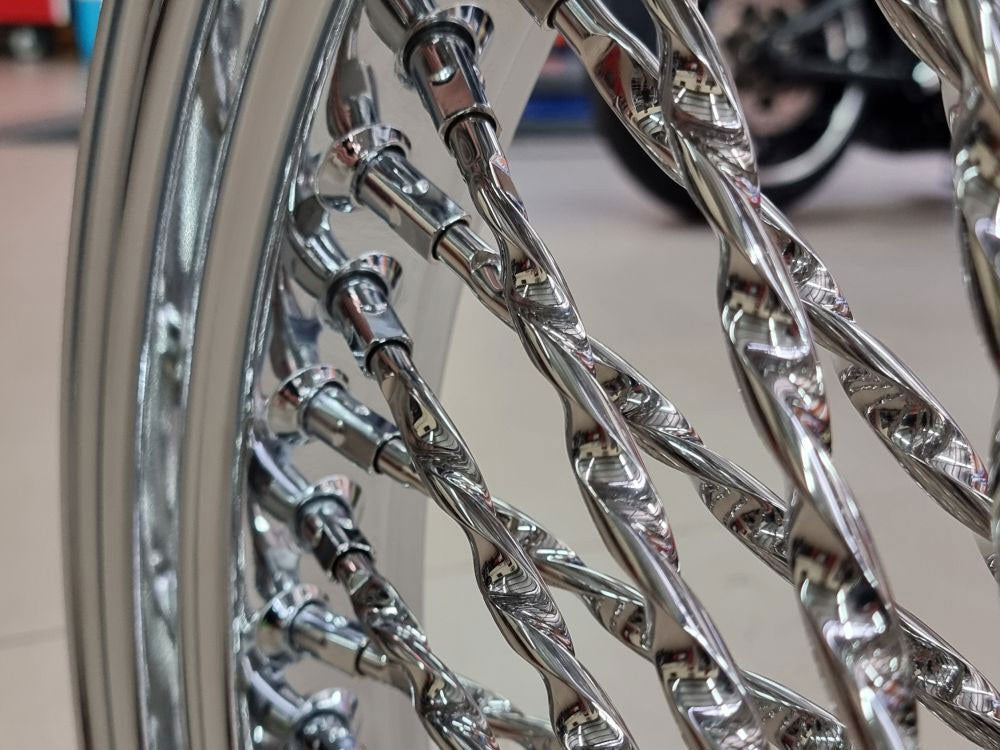 18in. x 3.5in. Cali Fat Spoke Rear Wheel - Chrome. Fits Softail 2011up.