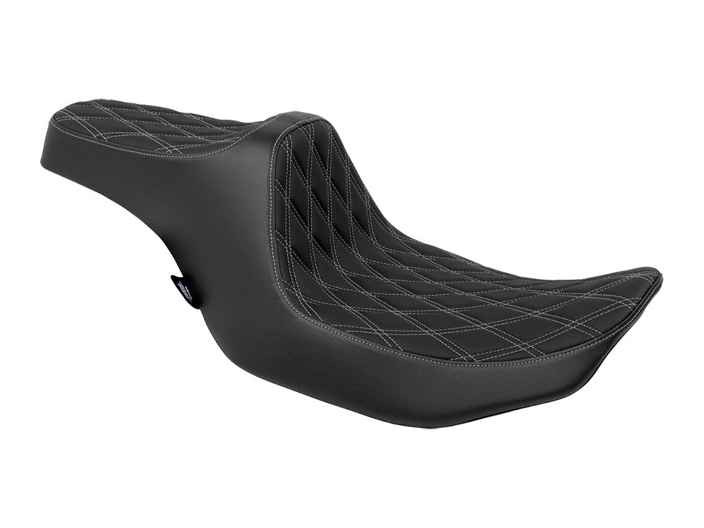 Predator 3 Dual Seat with Silver Double Diamond Lattice Stitch. Fits CVO Touring 2023up, Street Glide & Road Glide 2024up, Touring 2025up