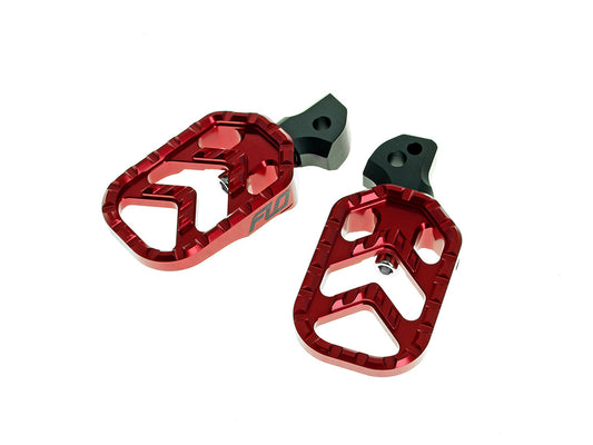 Savage Series Footpegs - Red. Fits Softail 2018up Rear Passenger