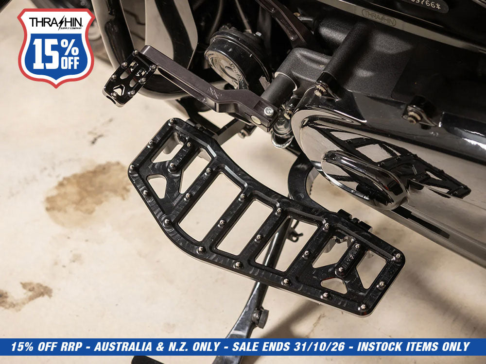 Aggressor Rider Floorboards - Black. Fits Touring 1980up, FL Softail 1986-2017 & Dyna Switchback 2012-2016