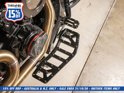 Aggressor Rider Floorboards - Black. Fits Touring 1980up, FL Softail 1986-2017 & Dyna Switchback 2012-2016
